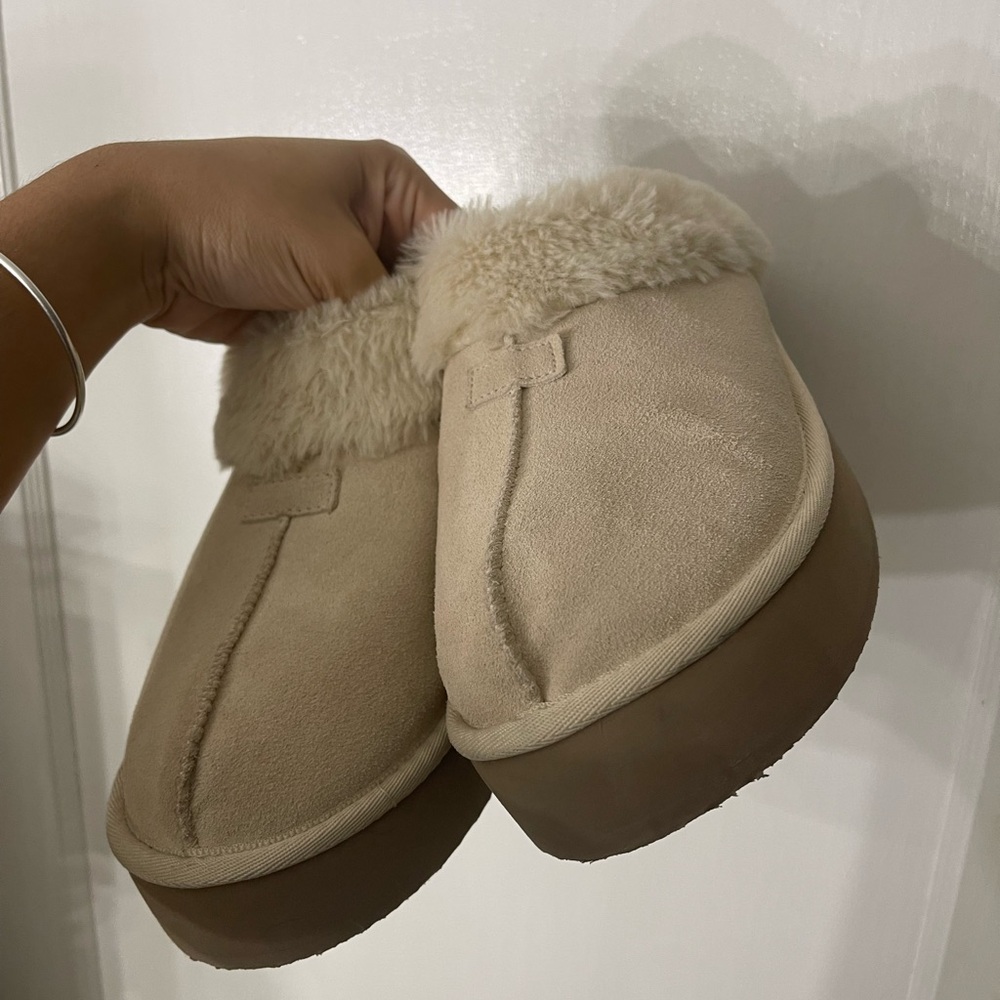 Platform Slippers - Picture 4 of 6